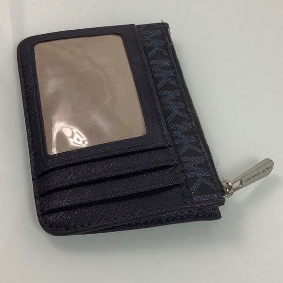 Michael Kors Jet set Travel top zip Coin Pouch with ID & Key ring EUC - Picture 9 of 11